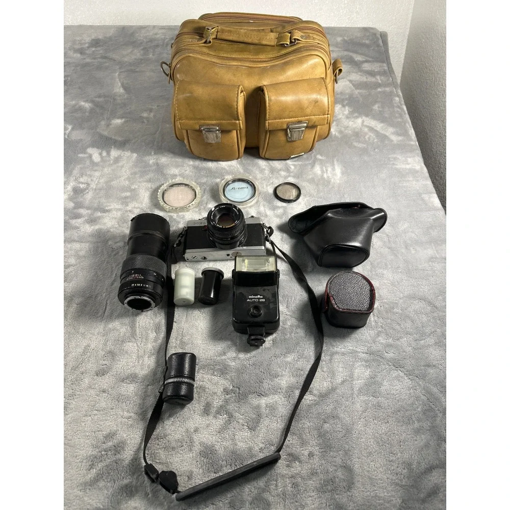 Vintage Minolta XG-1 35mm SLR Camera Kit Rokkor-X 50mm Lens Flash Bag Bundle